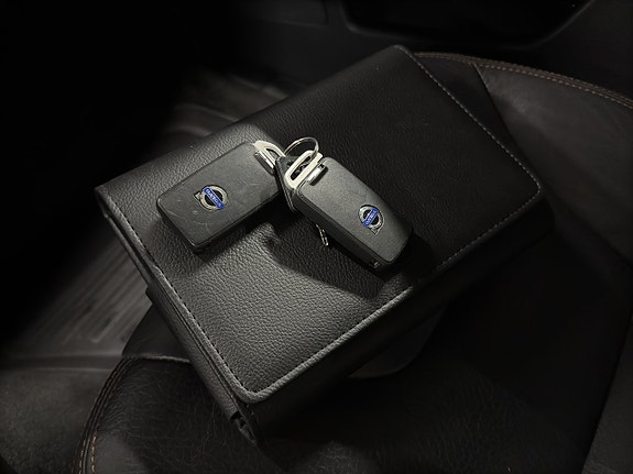 Volvo XC60 25 of 25