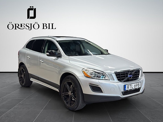 Volvo XC60 8 of 25