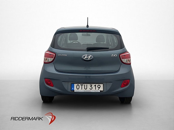 Hyundai i10 6 of 24