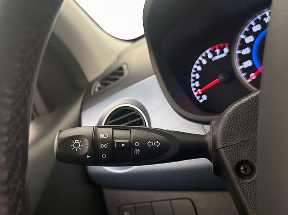 Hyundai i10 12 of 24