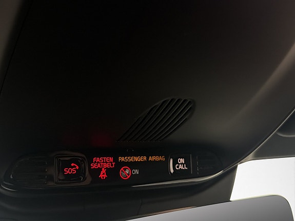 Volvo V60 26 of 30