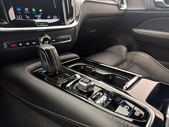 Volvo V60 25 of 30