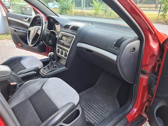 Skoda Octavia RS 8 of 13