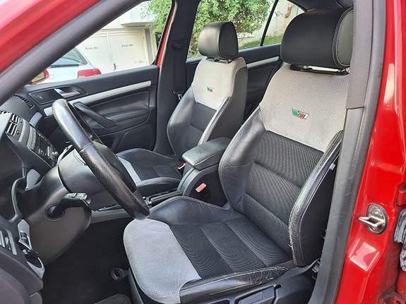 Skoda Octavia RS 6 of 13
