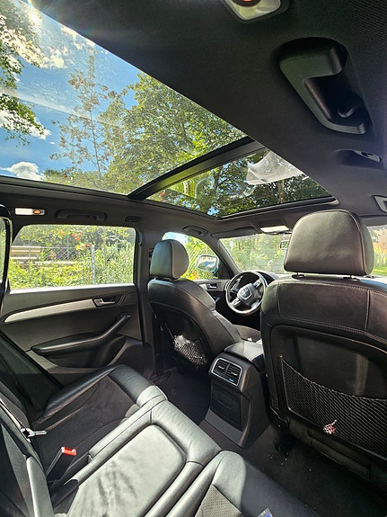 Audi Q5 2 of 8