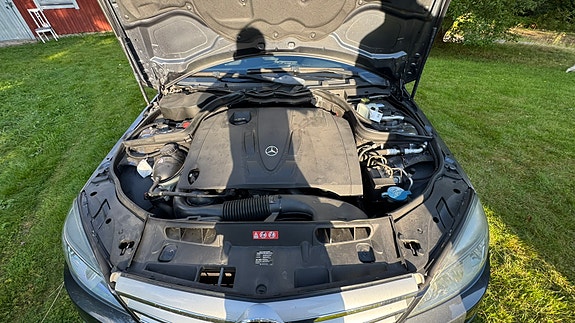 Mercedes-Benz C220 6 of 16