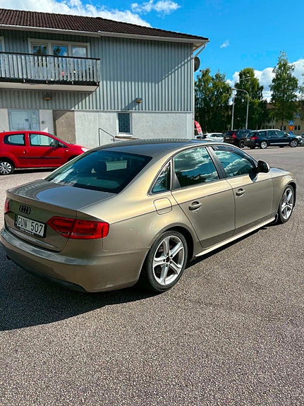 Audi A4 3 of 9