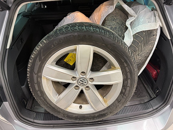Volkswagen Passat 21 of 21