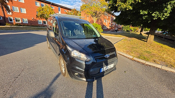 Ford Transit Connect 5 of 10