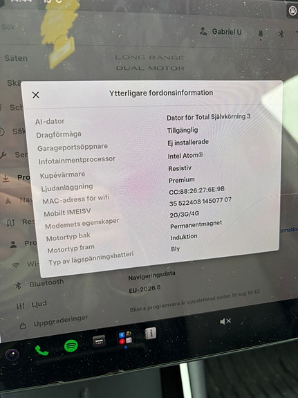 Tesla Model 3 8 of 11