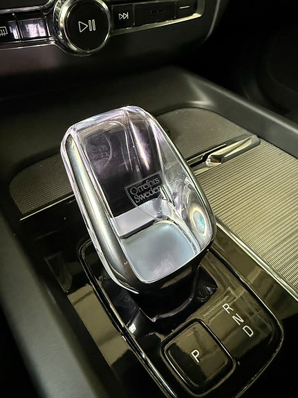 Volvo XC60 10 of 17