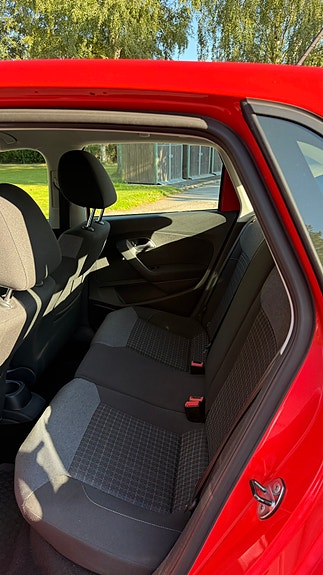 Volkswagen Polo 8 of 23