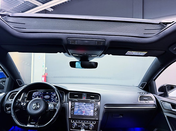 Volkswagen Golf I 2 of 19