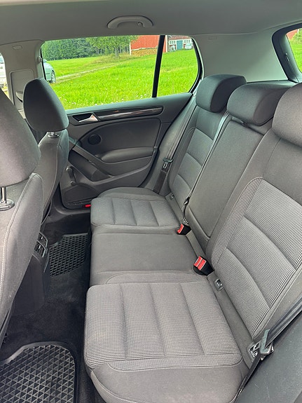 Volkswagen Golf VI 7 of 7