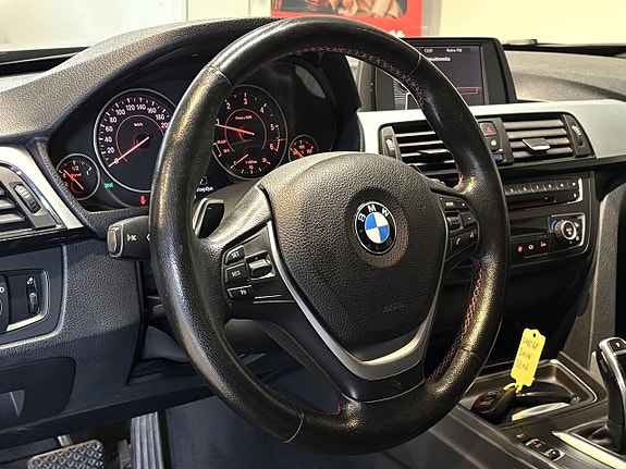 BMW 320d 12 of 21