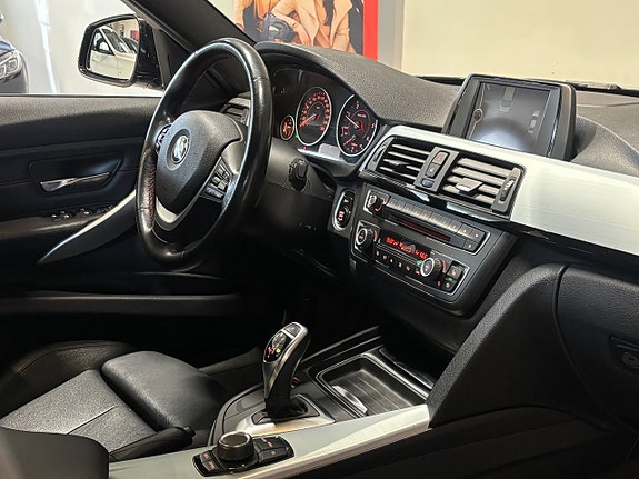 BMW 320d 15 of 21