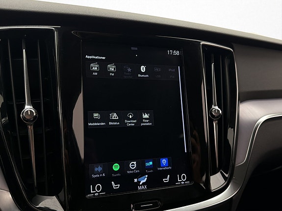 Volvo V60 Cross Country 18 of 29