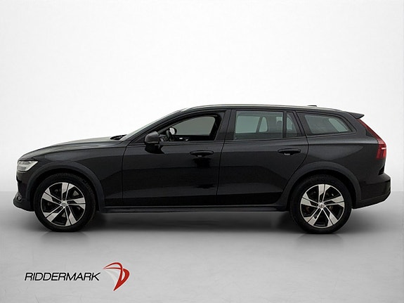 Volvo V60 Cross Country 4 of 29
