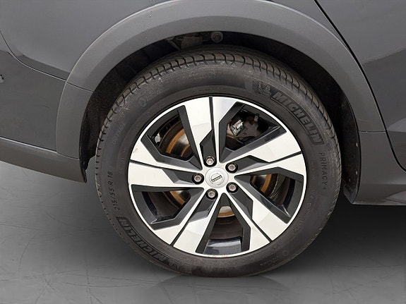 Volvo V60 Cross Country 28 of 29