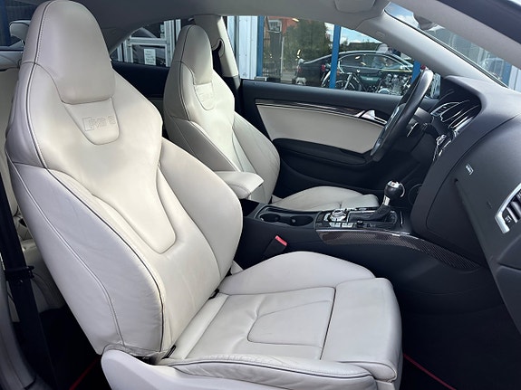 Audi A5 9 of 18