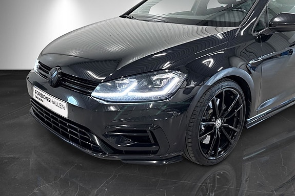 Volkswagen Golf I 2 of 21