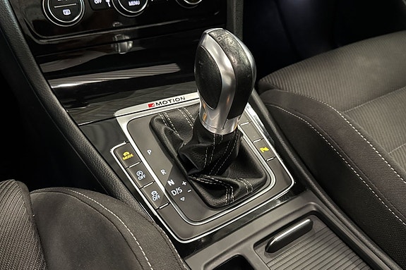 Volkswagen Golf I 18 of 21