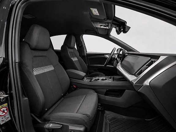 Audi Q4 e-tron 11 of 12