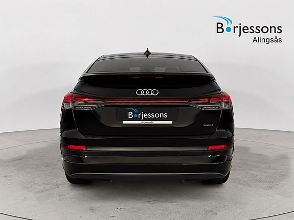 Audi Q4 e-tron 4 of 12