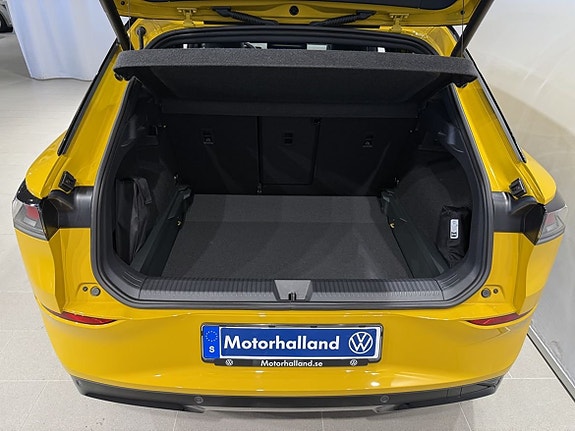 Volkswagen T-Roc 23 of 24