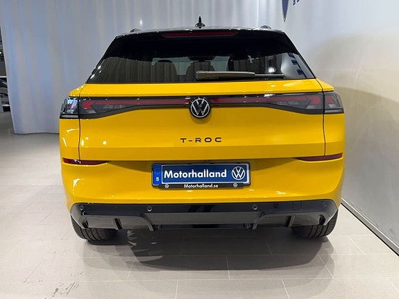 Volkswagen T-Roc 6 of 24