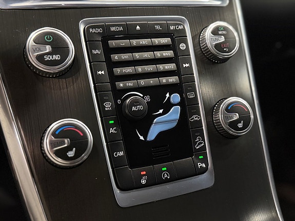 Volvo XC60 19 of 27