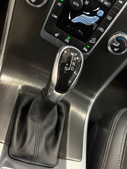 Volvo XC60 20 of 27