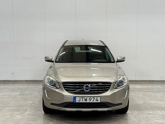 Volvo XC60 6 of 27