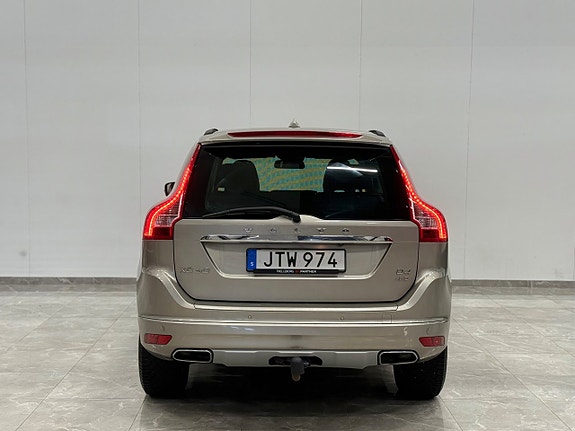 Volvo XC60 7 of 27