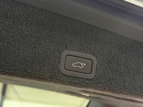 Volvo XC60 24 of 27