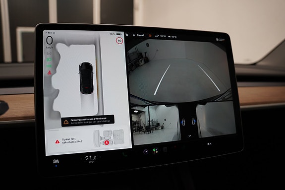 Tesla Model Y 17 of 24