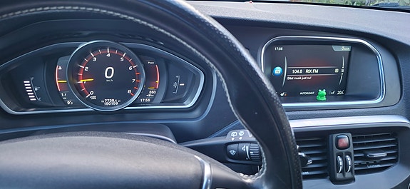 Volvo V40 4 of 4
