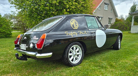 MG MGB 3 of 7
