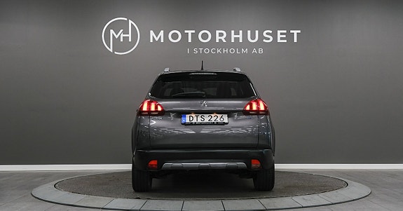 Peugeot 2008 5 of 17