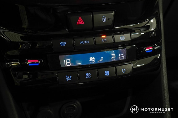 Peugeot 2008 17 of 17