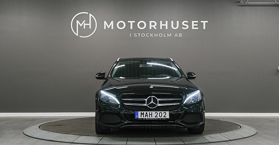 Mercedes-Benz CLC220 2 of 19
