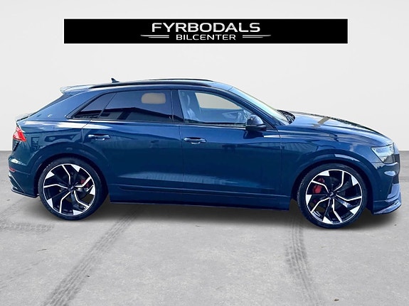 Audi Q8 8 of 30