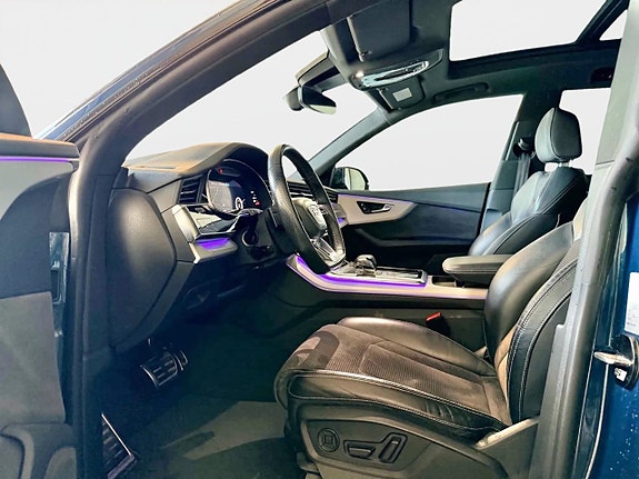 Audi Q8 24 of 28