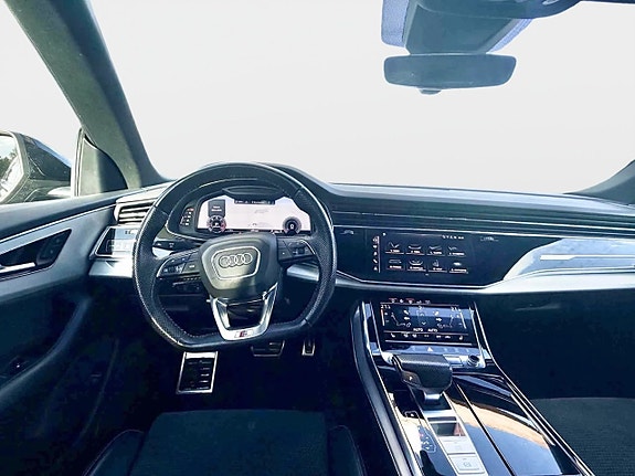 Audi Q8 23 of 30