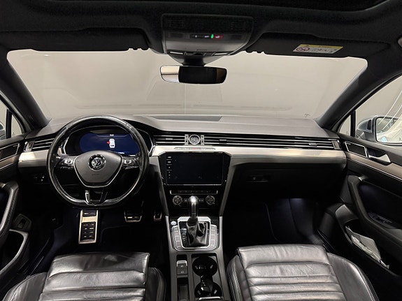 Volkswagen Passat Alltrack 6 of 13
