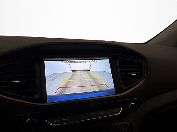 Hyundai IONIQ 25 of 30