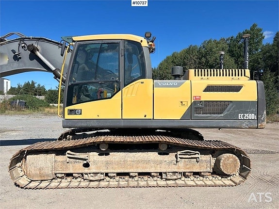 Bandgrävare Volvo EC 250 DL (499,000:- ex moms) 15 of 24