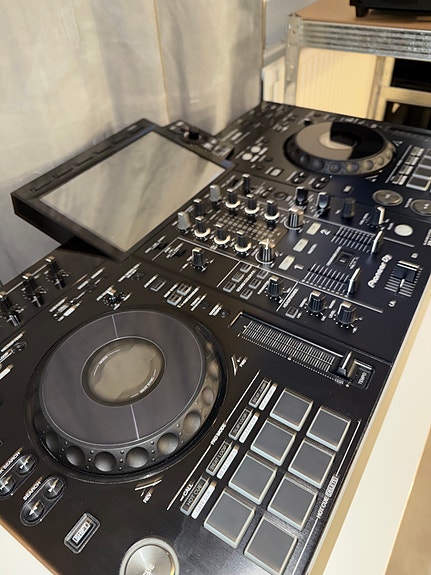 Product image 2 of 4