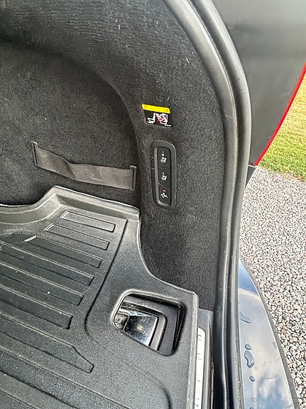 Volvo V90 7 of 8