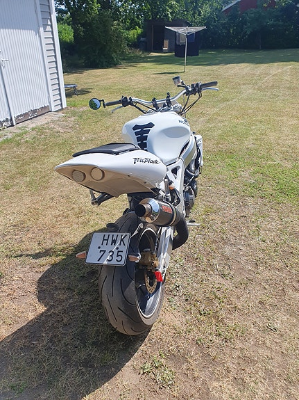 Honda CBR 900 5 of 5